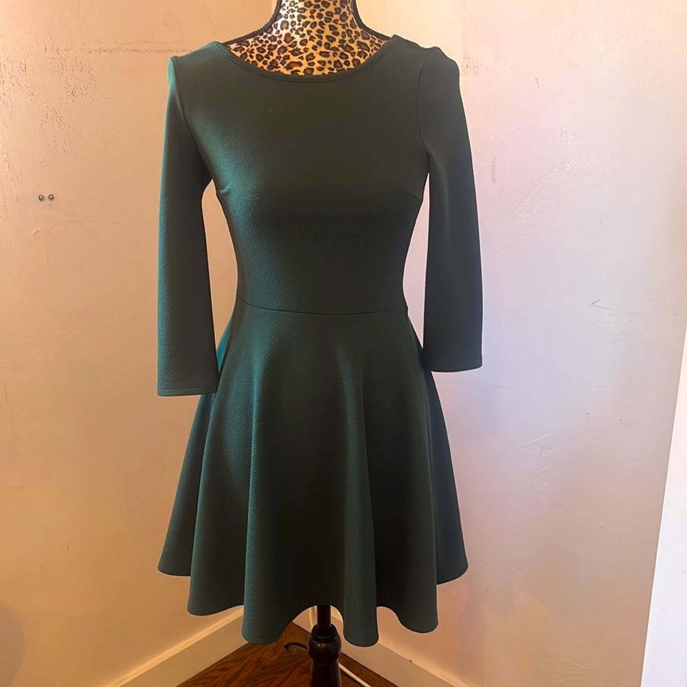3/4 sleeve green mini dress